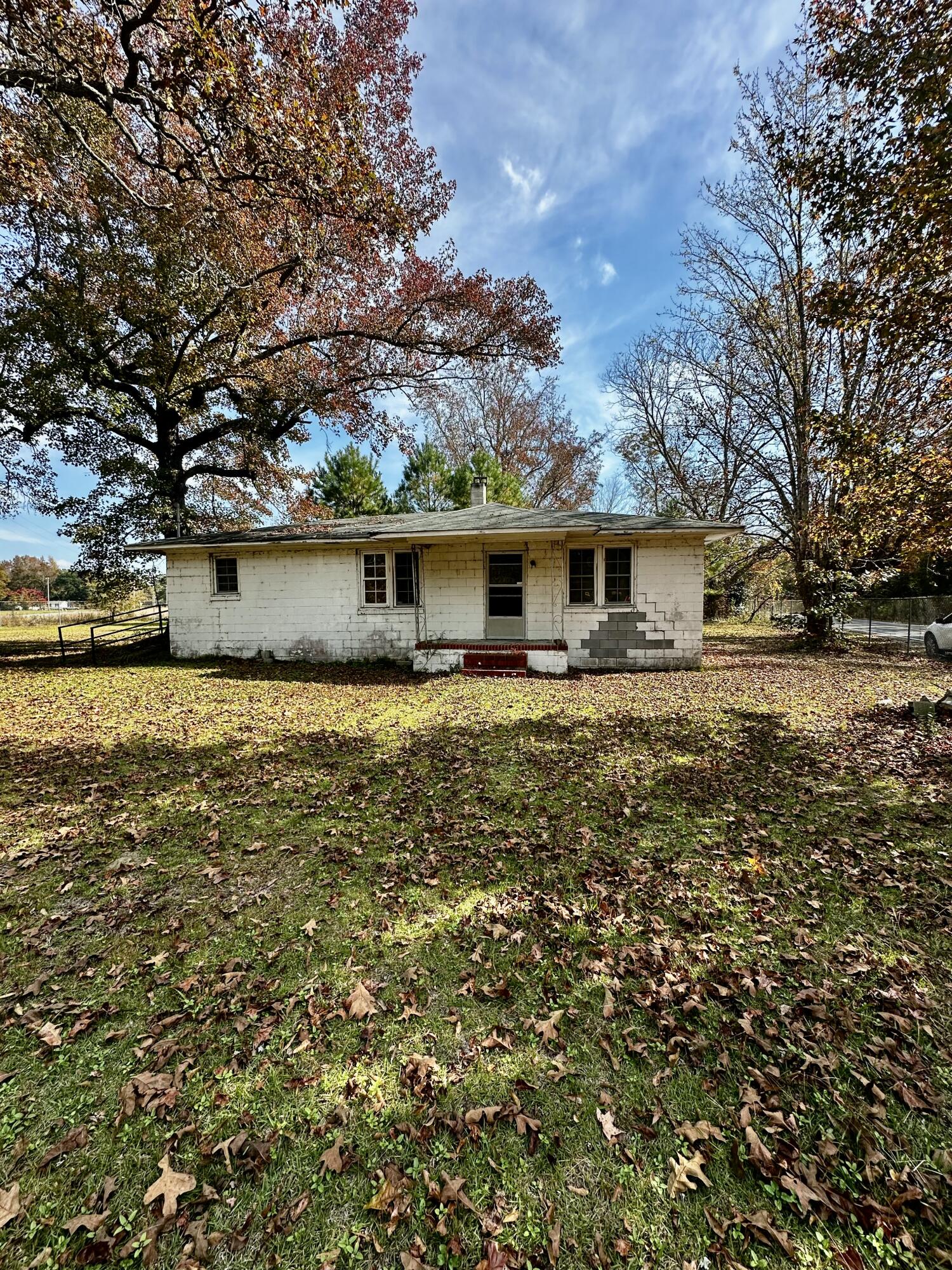 952 County Rd S-45-455 Kingstree, SC 29556 - Photo 3 of 11 Front Exterior
