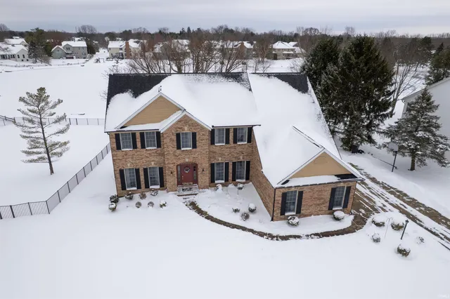 $730,000 | 50876 Stone Hill Court, Granger, IN 46530
