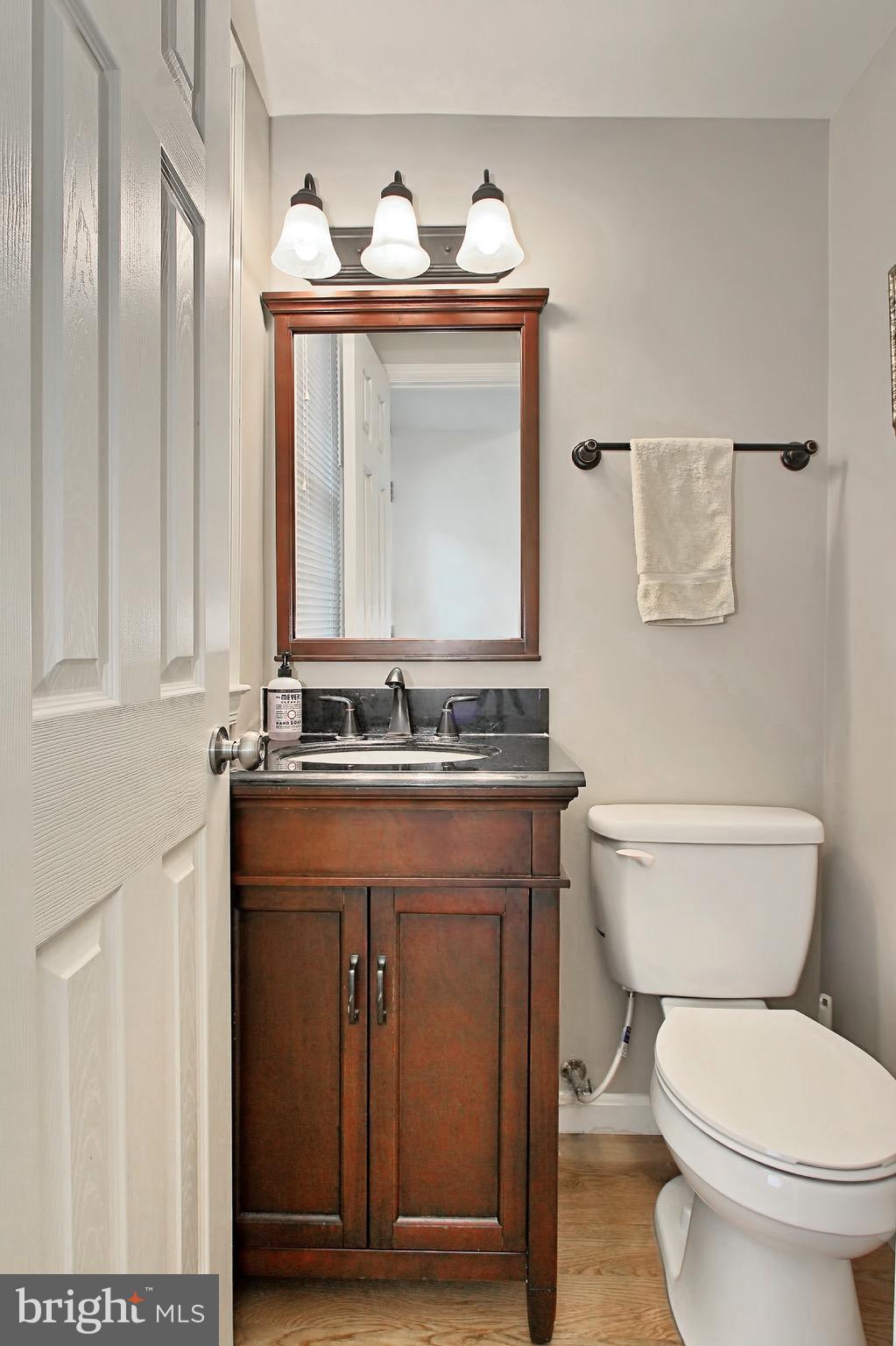 6705 Norview Court Springfield, VA 22152 - Photo 14 of 30 Main Level Powder Room