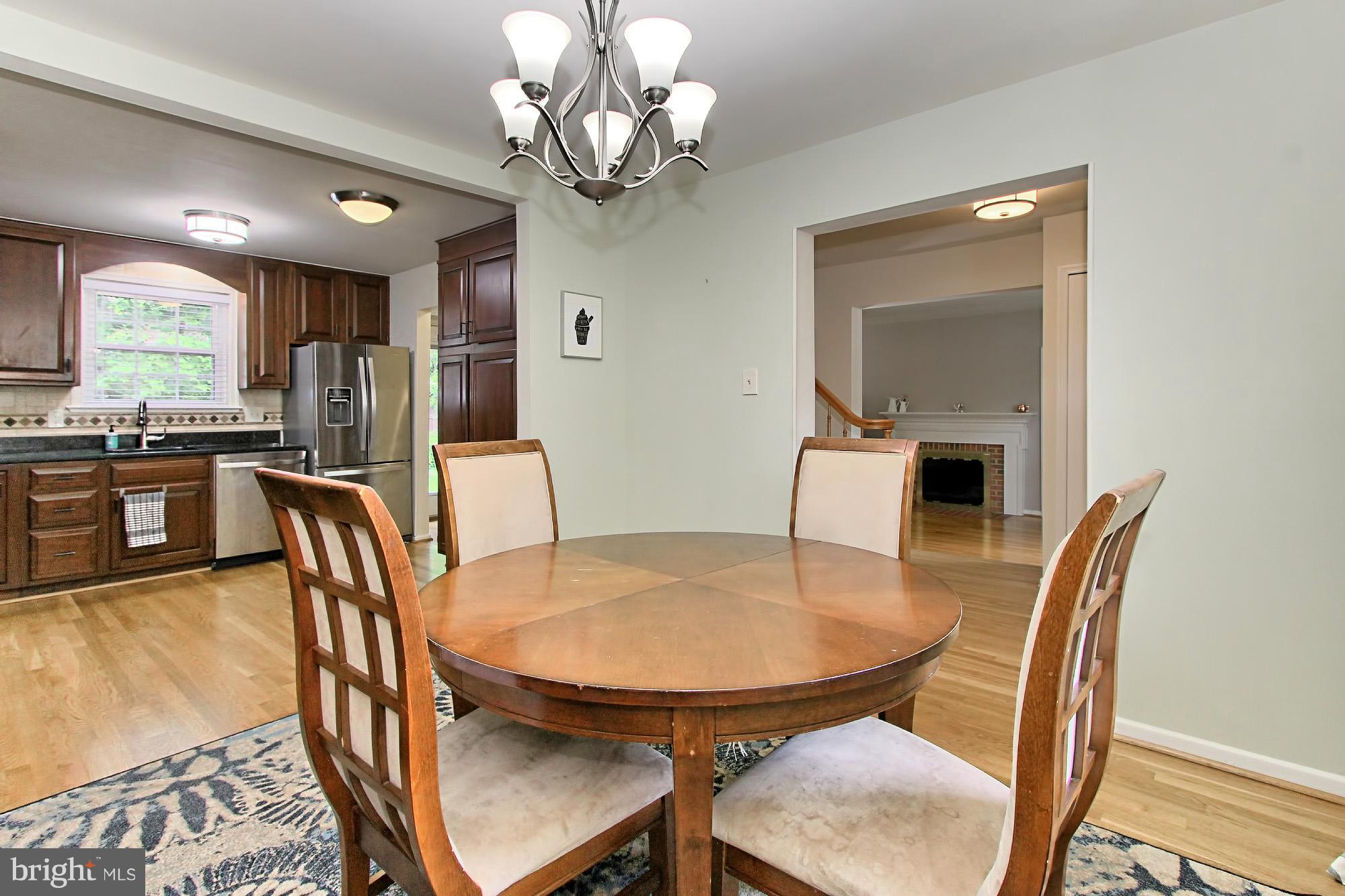 6705 Norview Court Springfield, VA 22152 - Photo 9 of 30 Dining Room