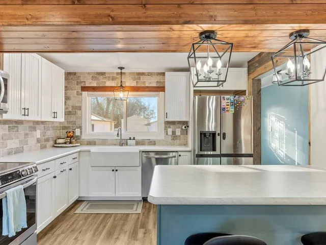 $485,000 | 5335 Pine Beach Road, Brainerd, MN 56401