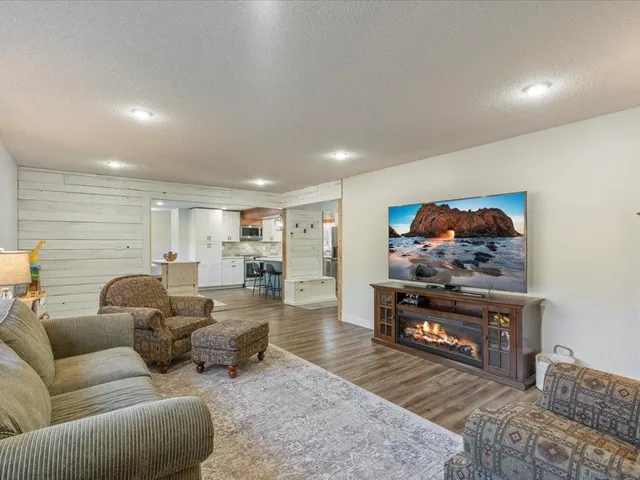 $485,000 | 5335 Pine Beach Road, Brainerd, MN 56401