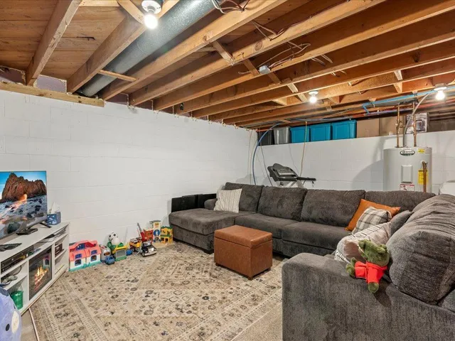 $485,000 | 5335 Pine Beach Road, Brainerd, MN 56401