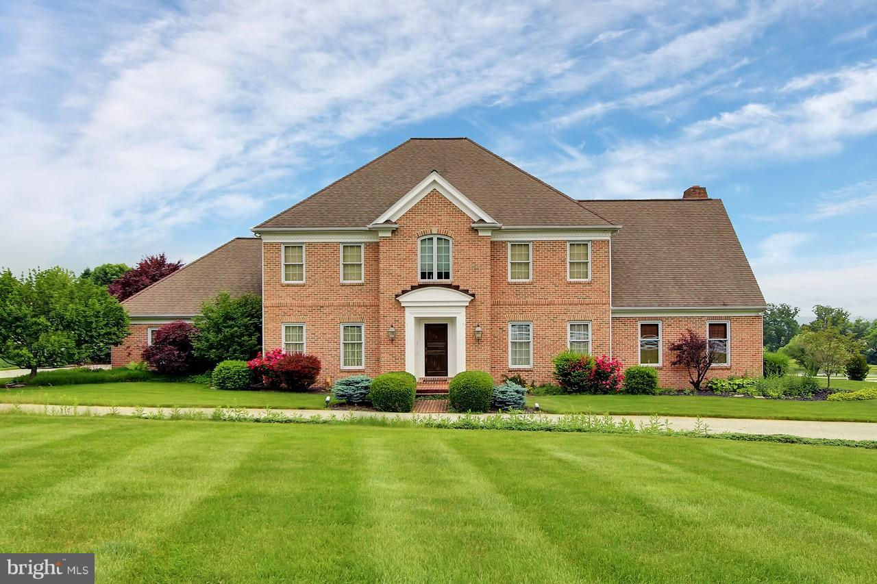 1887 Grantley Road York, PA 17403 - Photo 1 of 44 Gallery Image 1