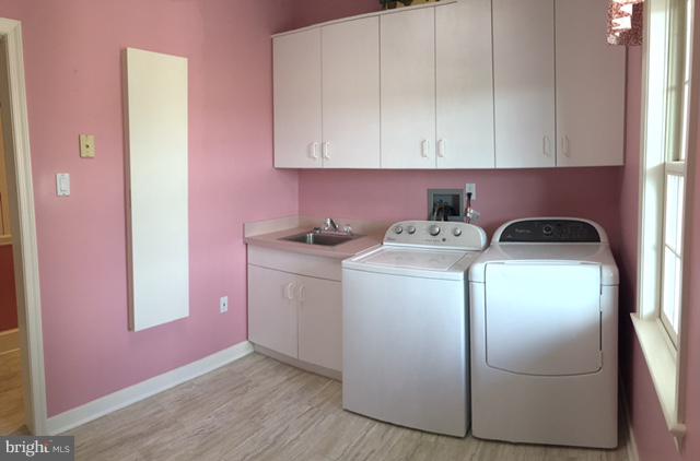 1887 Grantley Road York, PA 17403 - Photo 13 of 44 Gallery Image 13