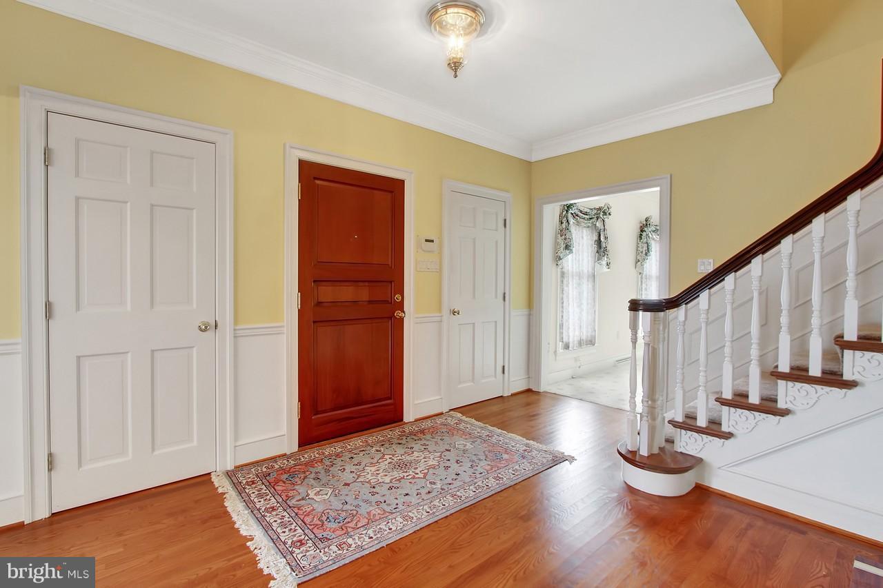 1887 Grantley Road York, PA 17403 - Photo 3 of 44 Gallery Image 3