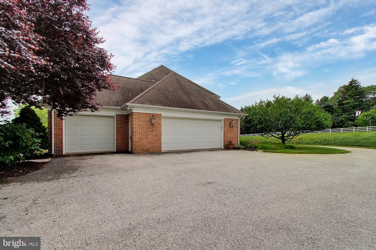 1887 Grantley Road York, PA 17403 - Photo 42 of 44 Gallery Image 42