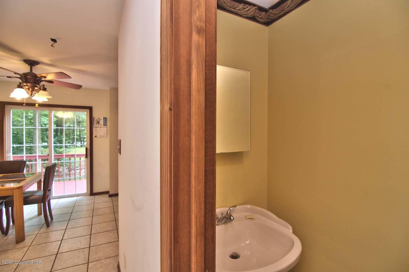 8162 Mayfair Road Tobyhanna, PA 18466 - Photo 26 of 45 Photo 27