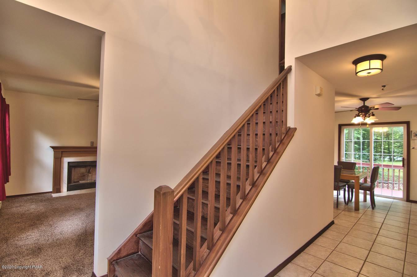 8162 Mayfair Road Tobyhanna, PA 18466 - Photo 4 of 45 Photo 04