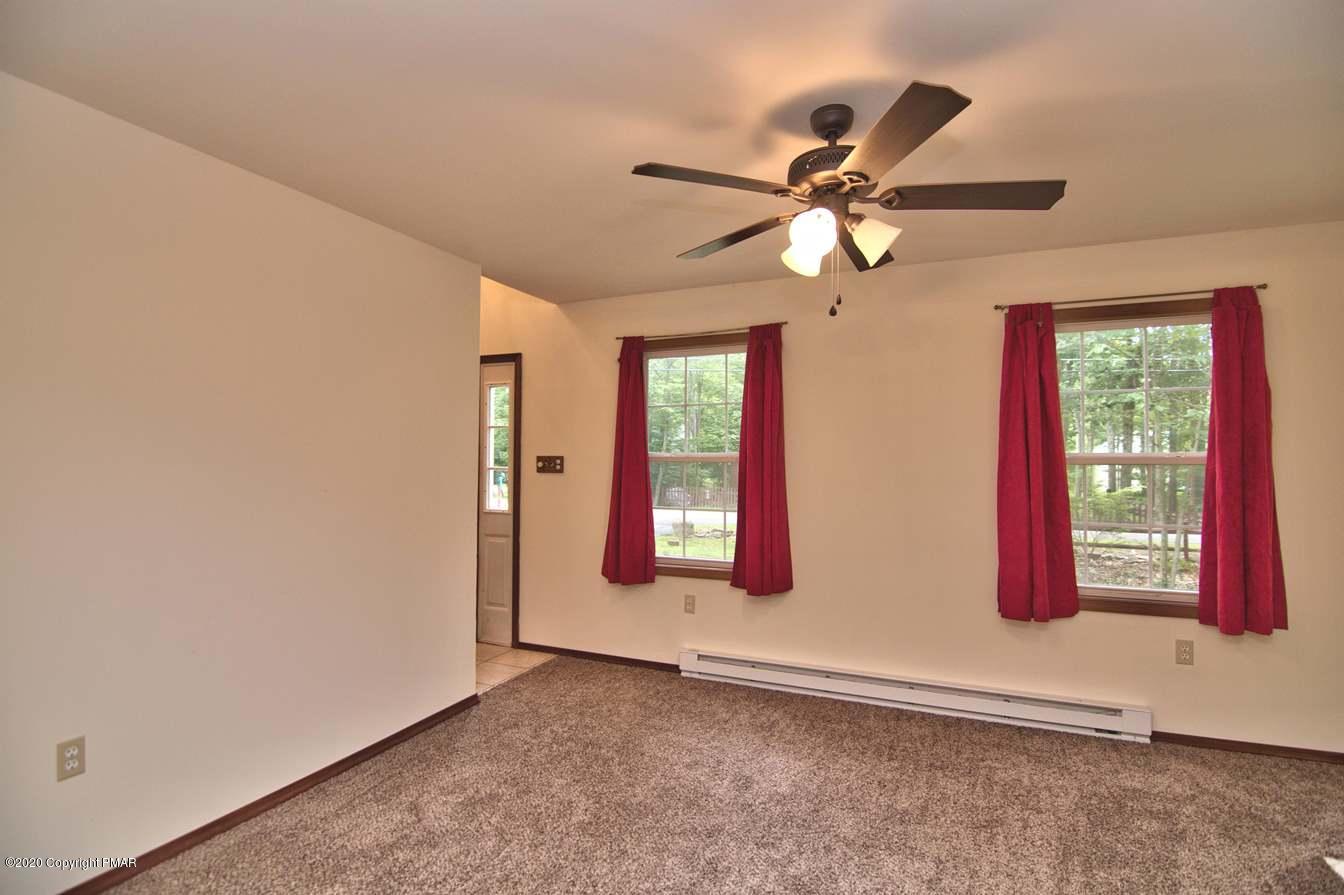8162 Mayfair Road Tobyhanna, PA 18466 - Photo 6 of 45 Photo 06 (1)
