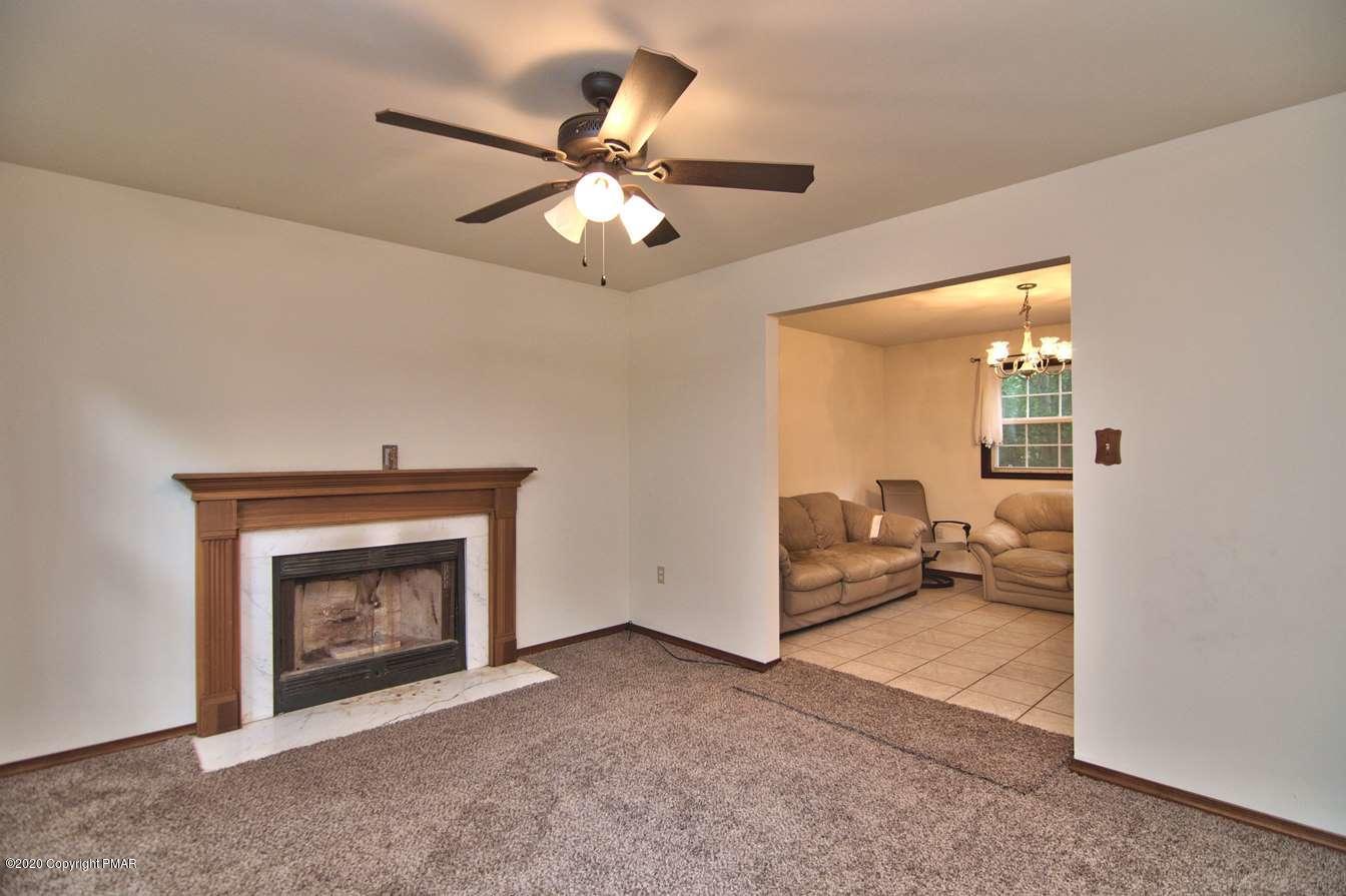 8162 Mayfair Road Tobyhanna, PA 18466 - Photo 8 of 45 Photo 09