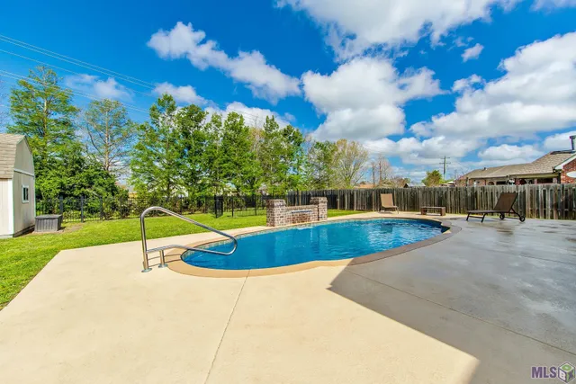 $574,500 | 256 Riverwood Drive, Houma, LA 70360