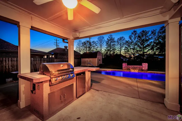 $574,500 | 256 Riverwood Drive, Houma, LA 70360