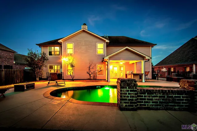 $574,500 | 256 Riverwood Drive, Houma, LA 70360