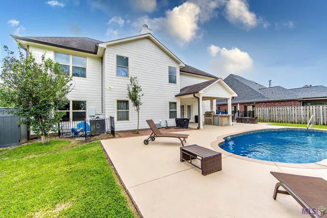 $574,500 | 256 Riverwood Drive, Houma, LA 70360