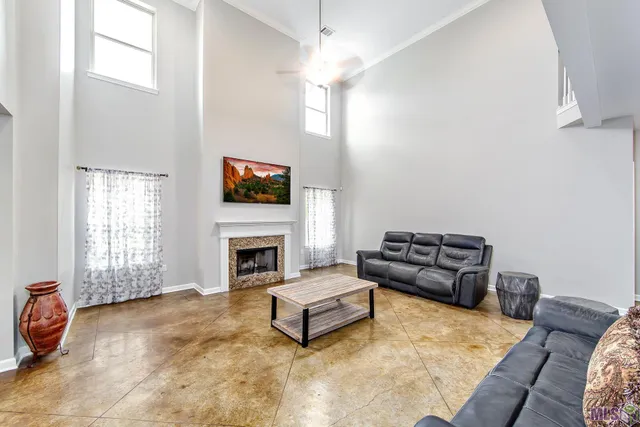 $574,500 | 256 Riverwood Drive, Houma, LA 70360