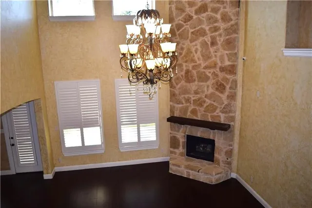 a view of a livingroom with a fireplace