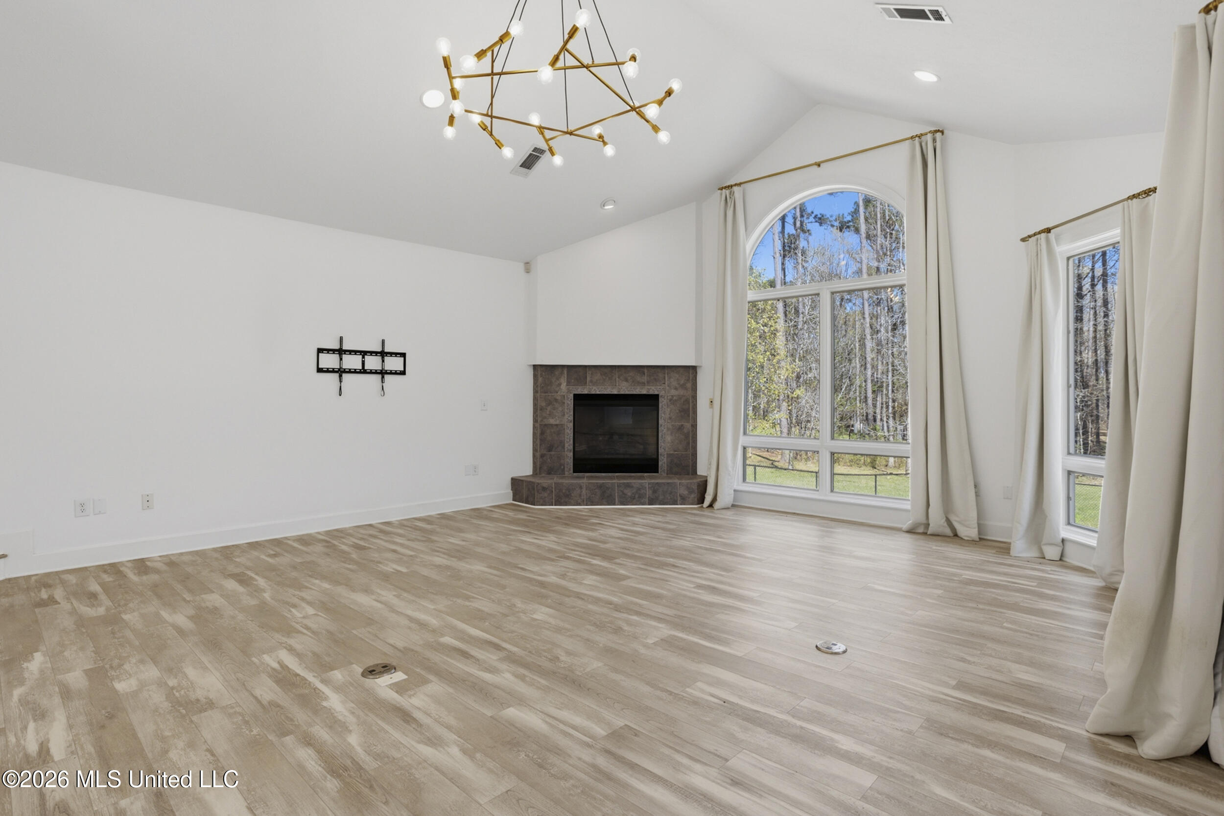 321 Louis Lane Brandon, MS 39047 - Photo 18 of 49 321 louis lane-10