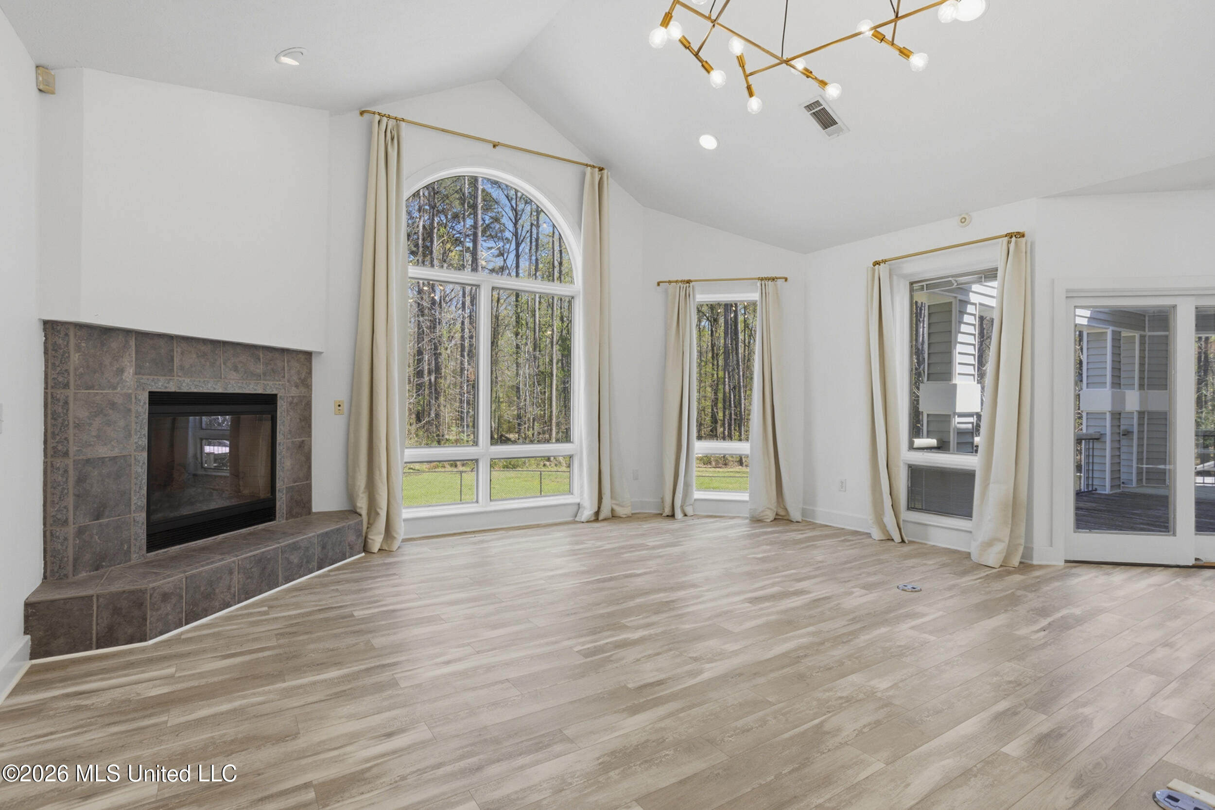 321 Louis Lane Brandon, MS 39047 - Photo 19 of 49 321 louis lane-11