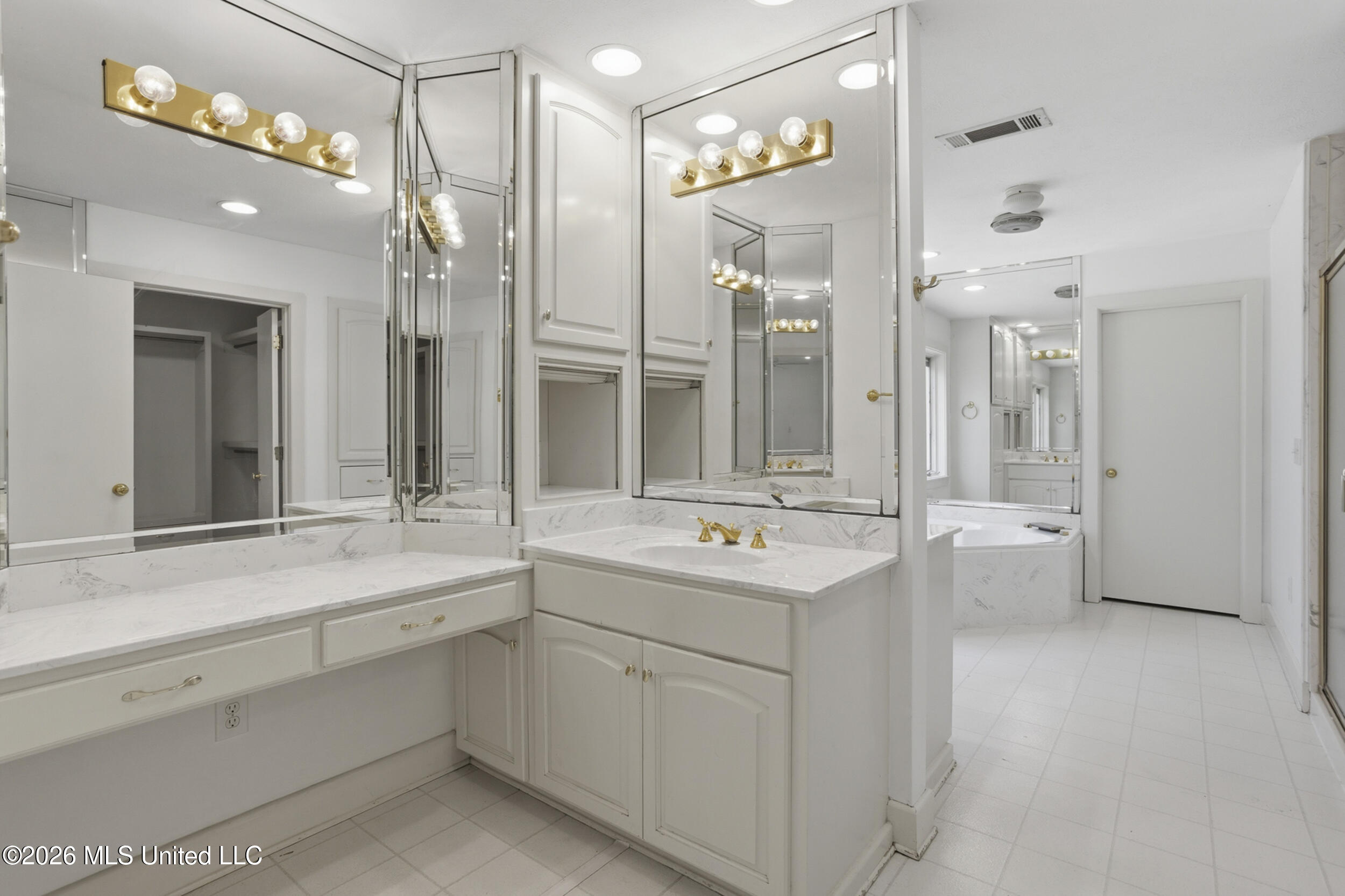 321 Louis Lane Brandon, MS 39047 - Photo 32 of 49 321 louis lane-24