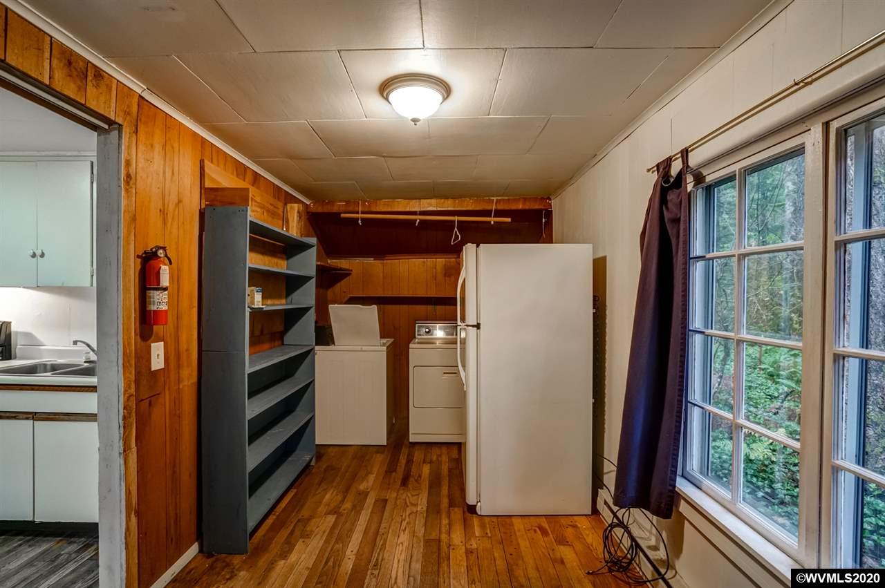 35146 North Fork Road Lyons, OR 97358 - Photo 13 of 33