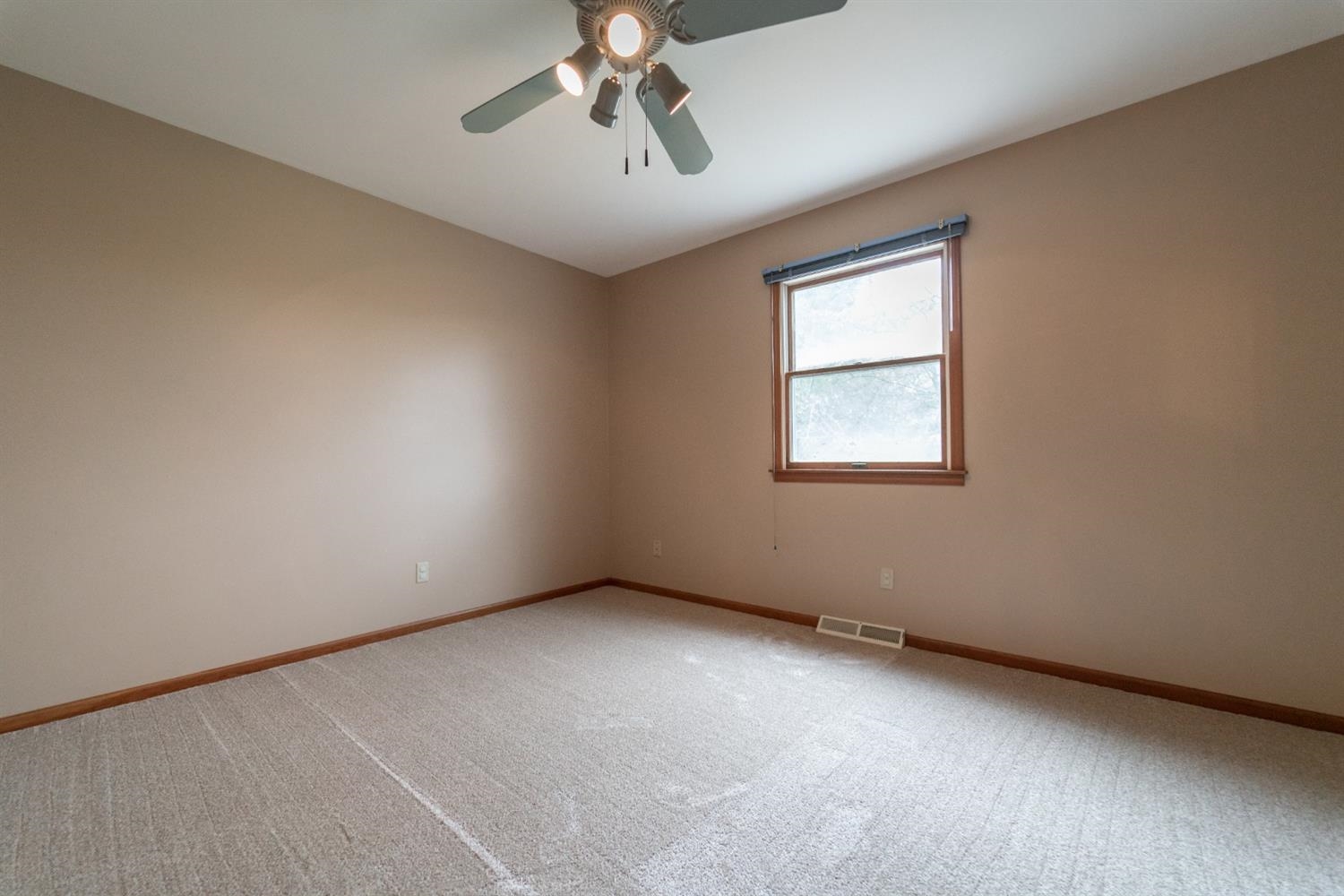 11167 Sandpiper Street Demotte, IN 46310 - Photo 20 of 33 1500x1000