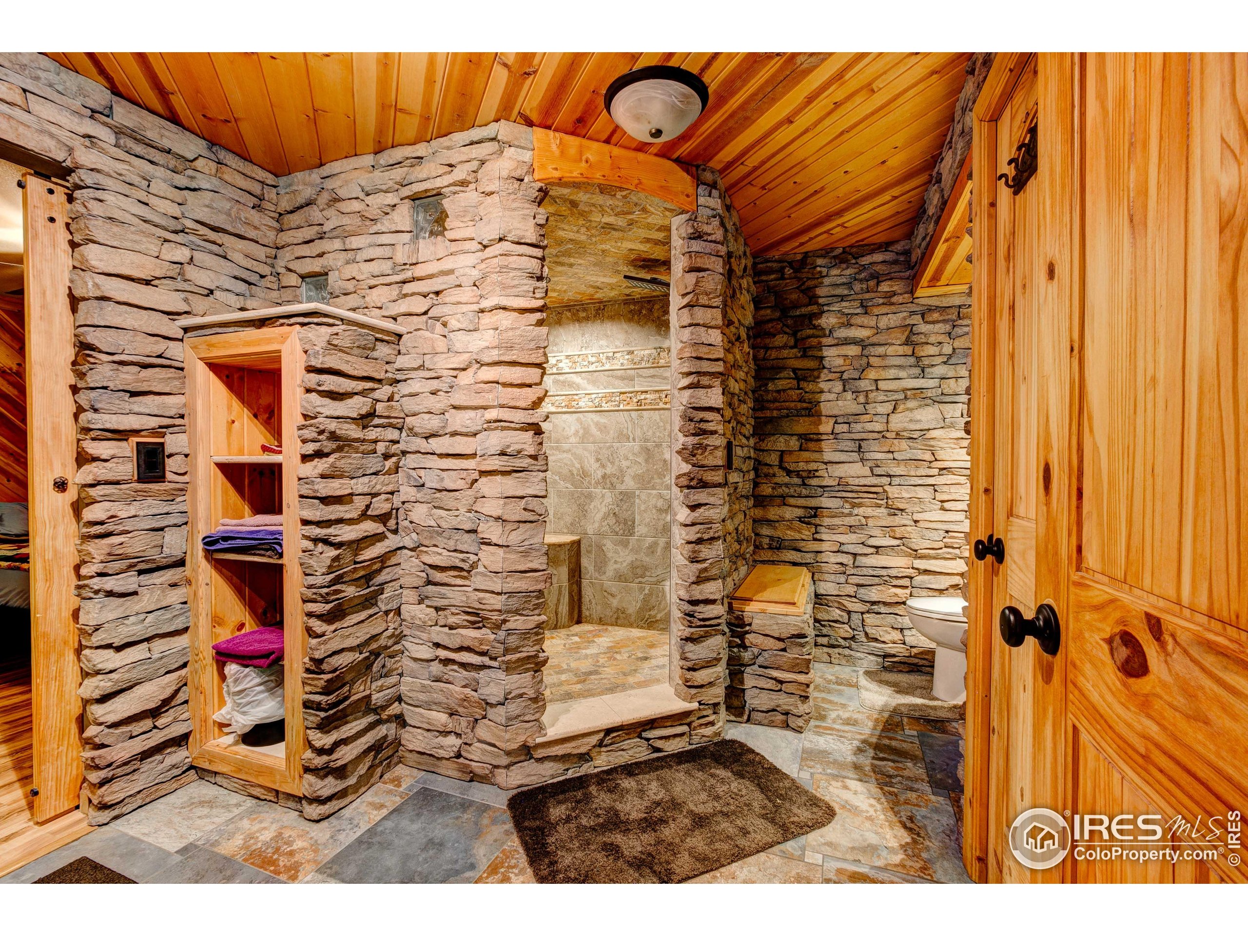 227 Streamside Drive Drake, CO 80515 - Photo 8 of 42