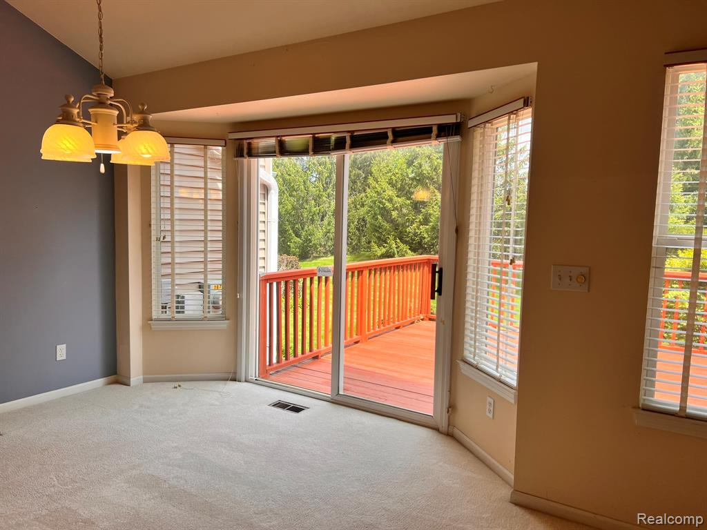 2078 West Ridge Drive, Unit 21 Davison, MI 48423 - Photo 8 of 39