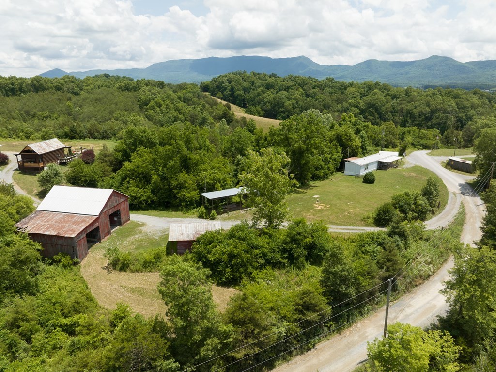 421 Fain Road Sevierville, TN 37876 - Photo 12 of 24