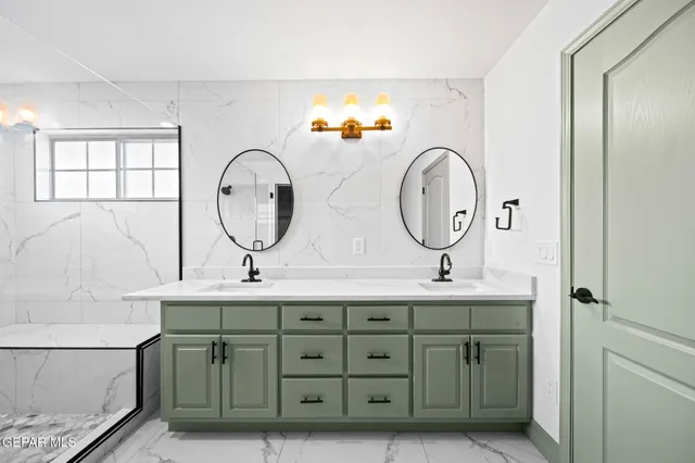 $599,900 | 730 Strawberry Lane, El Paso, TX 79932