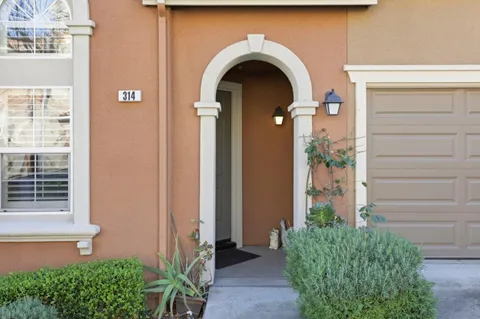 $990,000 | 314 Mullinix Way, San Jose, CA 95136