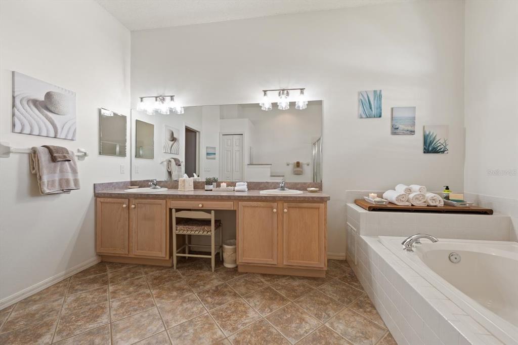 1237 Rambling Vine Court New Port Richey, FL 34655 - Photo 18 of 61 Gallery Image 18