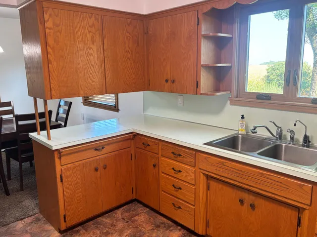 $239,900 | 306 East 5th Street North, Truman, MN 56088