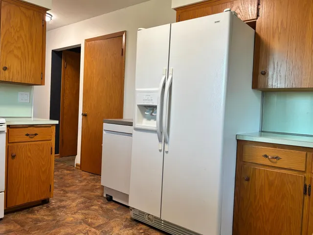 $239,900 | 306 East 5th Street North, Truman, MN 56088