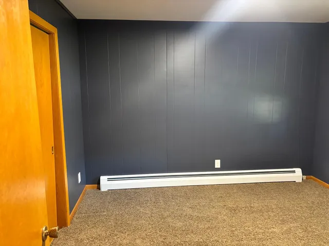 $239,900 | 306 East 5th Street North, Truman, MN 56088