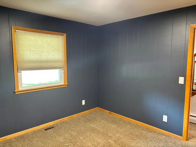 $239,900 | 306 East 5th Street North, Truman, MN 56088