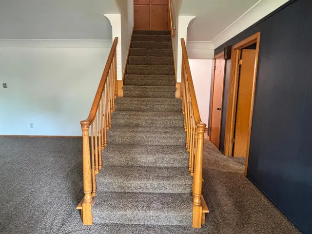 $239,900 | 306 East 5th Street North, Truman, MN 56088