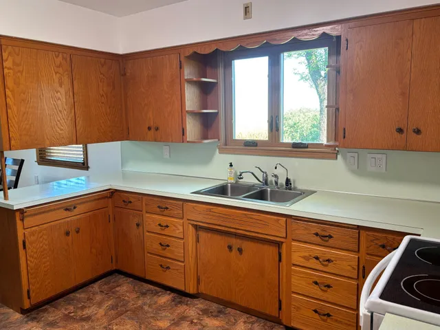 $239,900 | 306 East 5th Street North, Truman, MN 56088