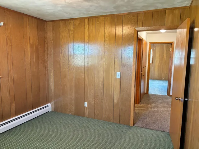 $239,900 | 306 East 5th Street North, Truman, MN 56088