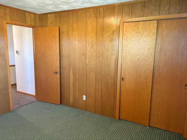 $239,900 | 306 East 5th Street North, Truman, MN 56088