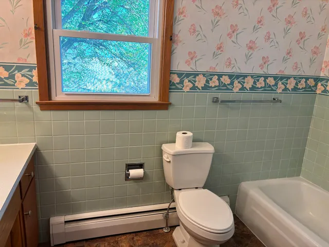 $239,900 | 306 East 5th Street North, Truman, MN 56088