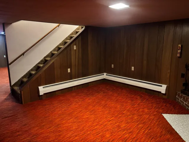 $239,900 | 306 East 5th Street North, Truman, MN 56088