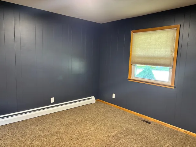 $239,900 | 306 East 5th Street North, Truman, MN 56088