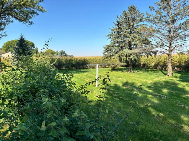 $239,900 | 306 East 5th Street North, Truman, MN 56088