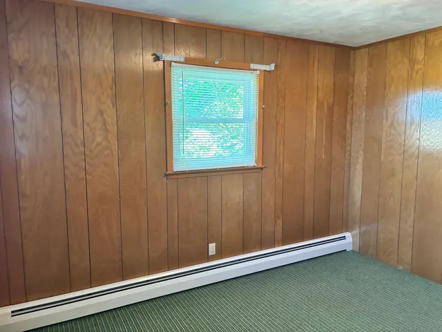 $239,900 | 306 East 5th Street North, Truman, MN 56088