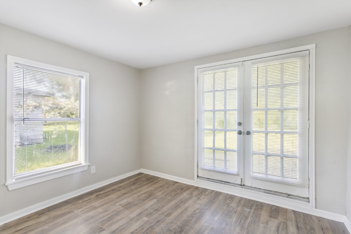 208 Preston Street La Marque, TX 77568 - Photo 12 of 34