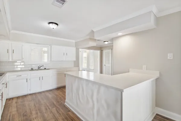 $157,999 | 208 Preston Street, La Marque, TX 77568