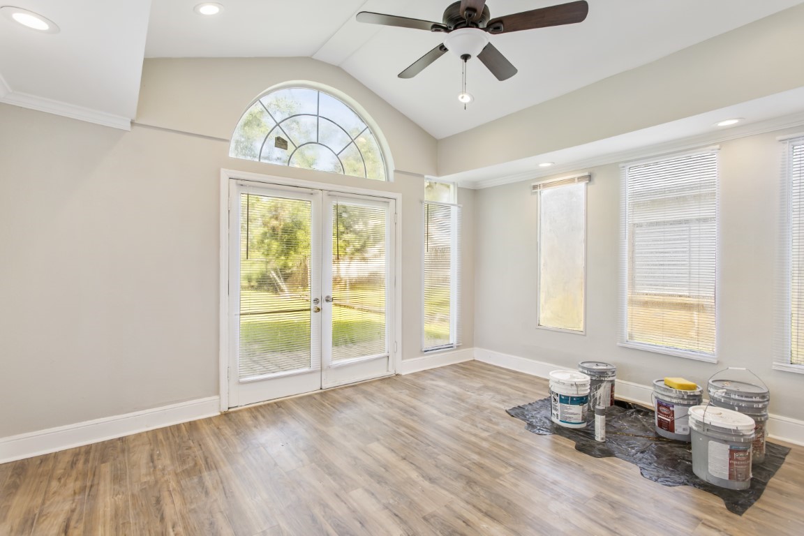 208 Preston Street La Marque, TX 77568 - Photo 23 of 34