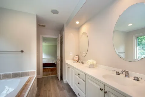 $1,395,000 | 185 Booth Hill Road, Scituate, MA 02066