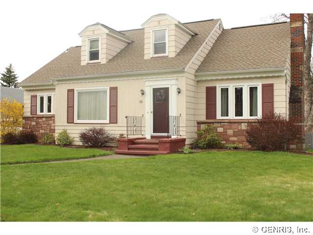 50 Yorkshire Road Irondequoit, NY 14609 - Photo 1 of 1 Exterior Front